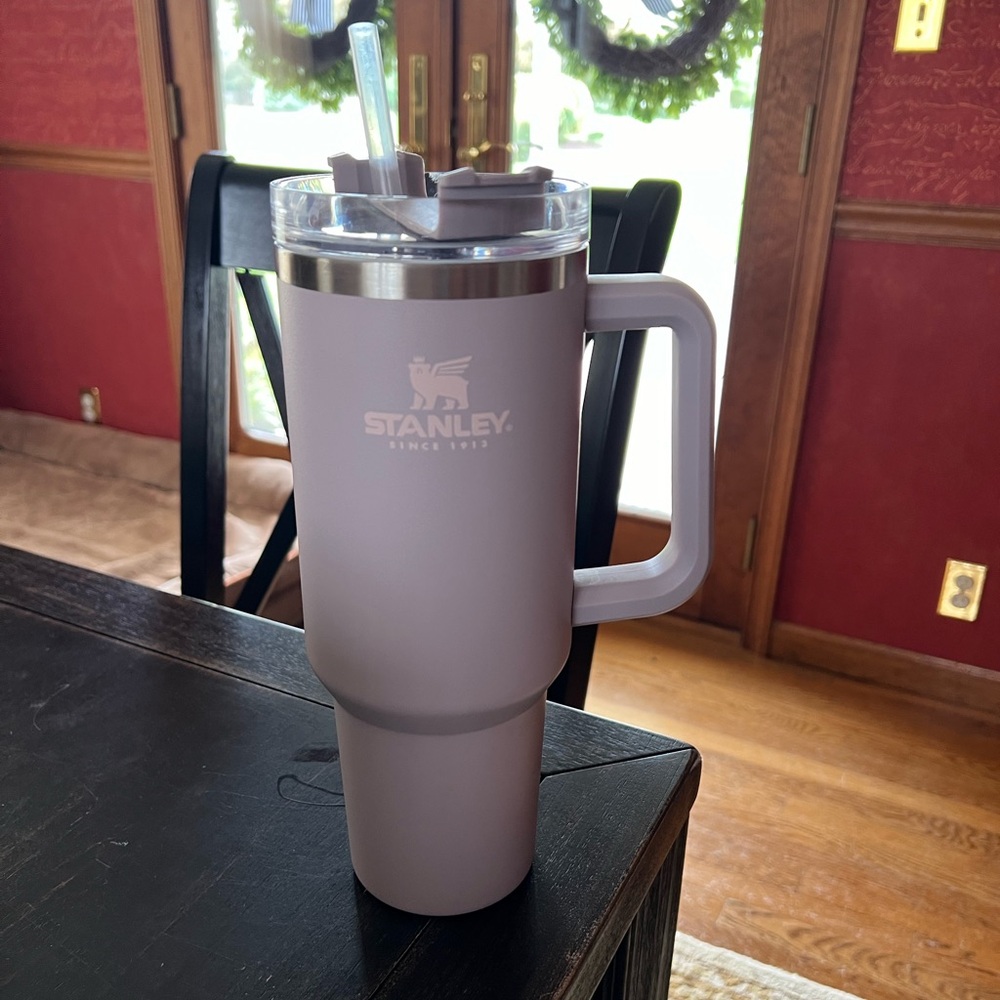 Stanley 40 oz Tumbler - light purple